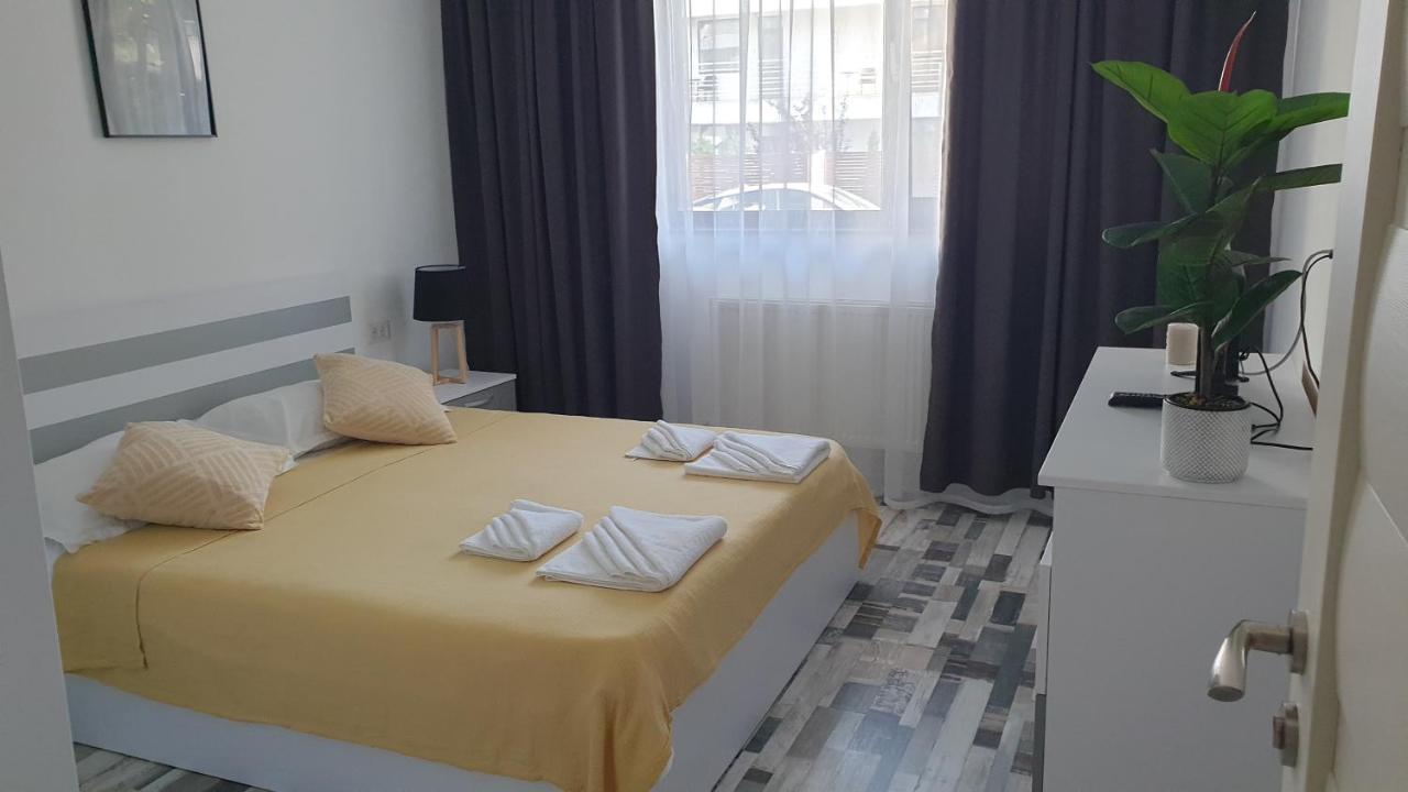 Summer Crib Mamaia-Sat Navodari Ngoại thất bức ảnh