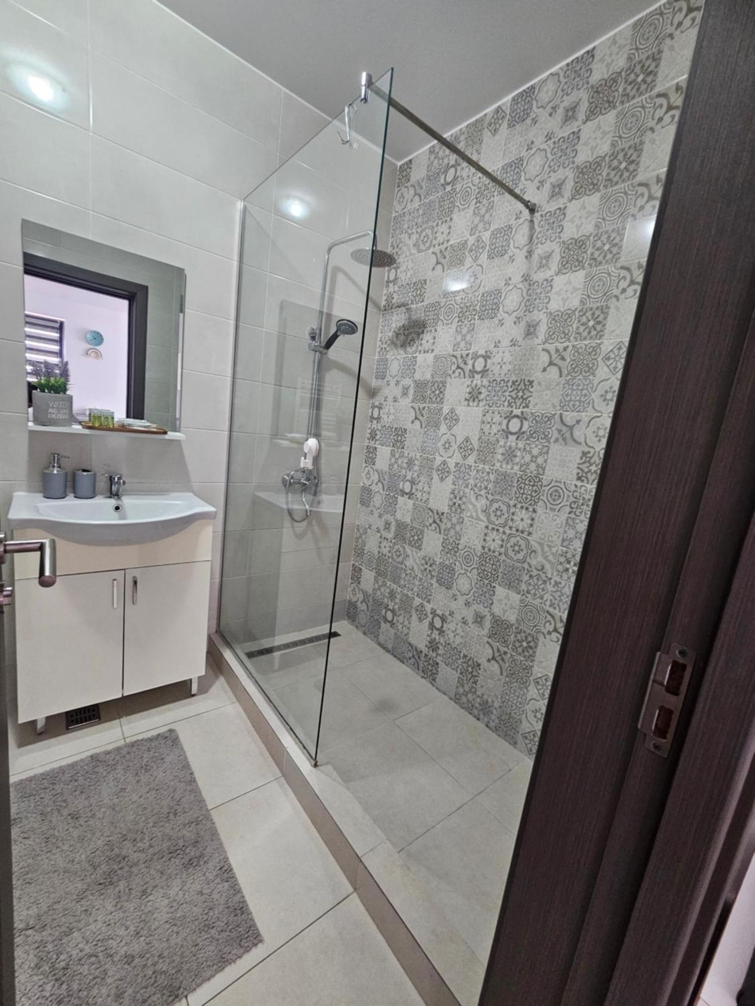 Summer Crib Mamaia-Sat Navodari Ngoại thất bức ảnh